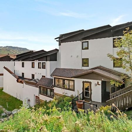 מונט טרמבלאנט Chic Mt-Tremblant Condo With View On The Lake By Denstays מראה חיצוני תמונה