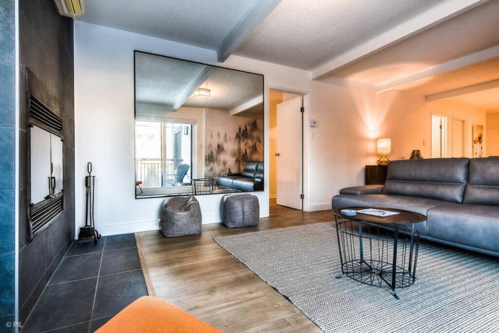 מונט טרמבלאנט Chic Mt-Tremblant Condo With View On The Lake By Denstays מראה חיצוני תמונה