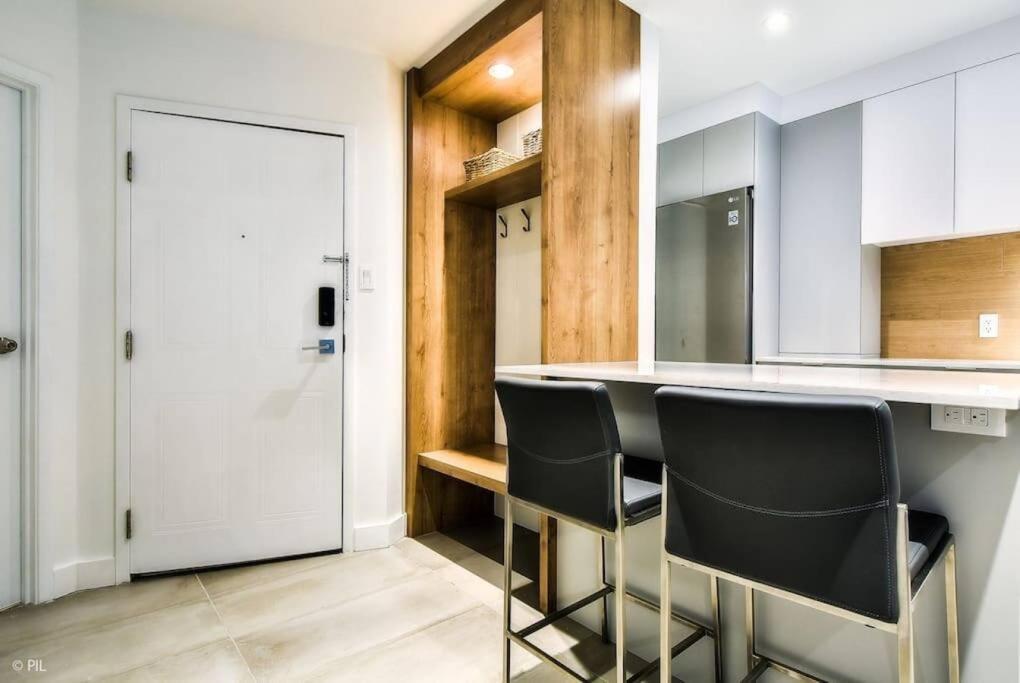 מונט טרמבלאנט Chic Mt-Tremblant Condo With View On The Lake By Denstays מראה חיצוני תמונה