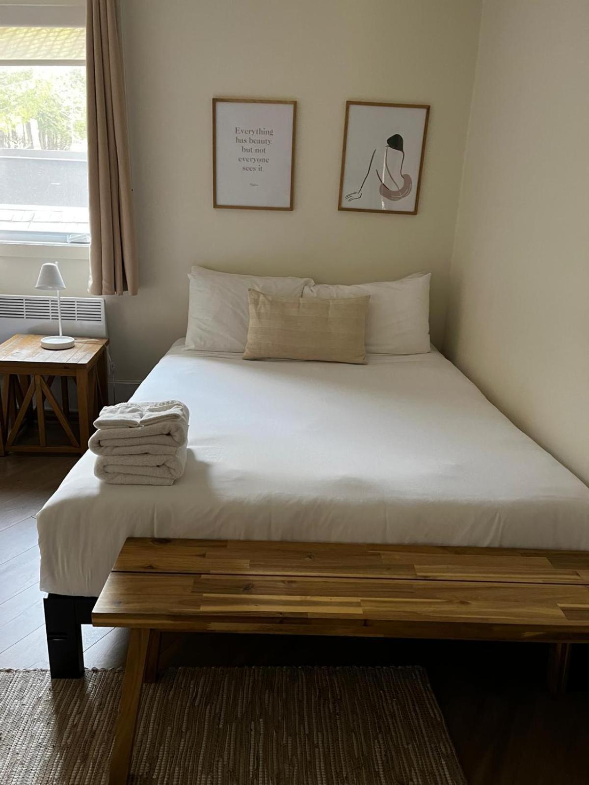 מונט טרמבלאנט Chic Mt-Tremblant Condo With View On The Lake By Denstays מראה חיצוני תמונה